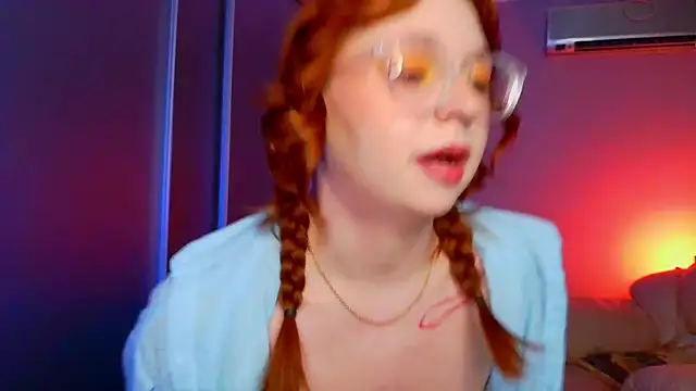 Snapshot of Erica_Nelson chatting on 5, 6, 2026 Erica Nelson online show from 5, 6, 2026
