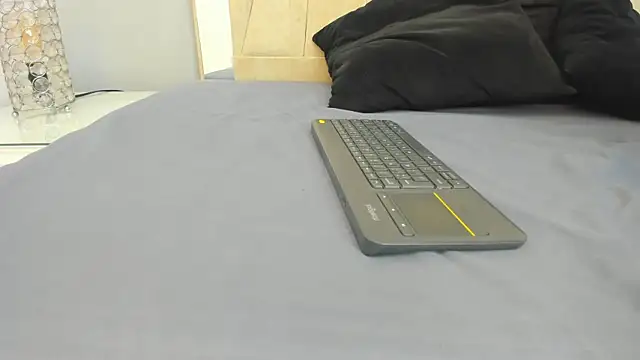 Ashton  Montana online show from 24, 11, 2025