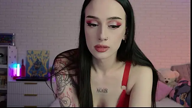 Darineko  online show from 28, 11, 2025