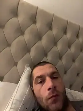 Kinkycouple142 online show from 1, 2, 2026