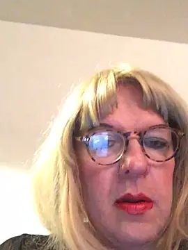 simone xdressing online show from 25, 2, 2026