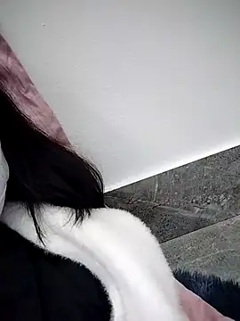   Anna    online show from 18, 12, 2025