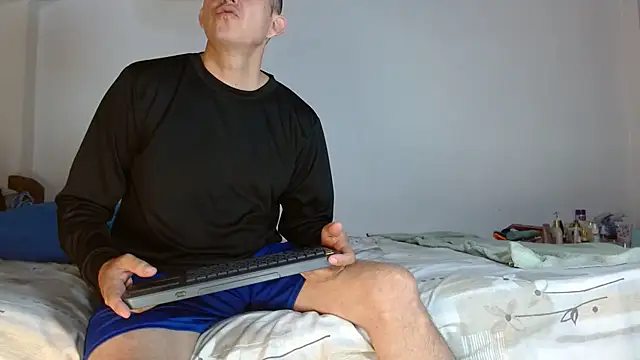 Naty wet 18 online show from 14, 12, 2025