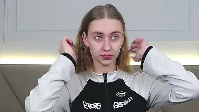 RachaelCute online show from 18, 12, 2025