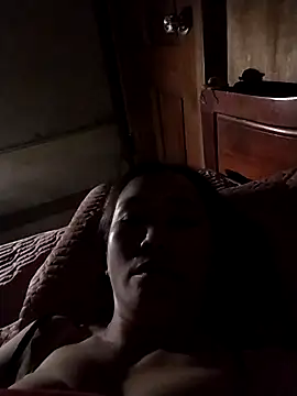 Snapshot of Feeling-hot chatting on 13, 11, 2025 Feeling-hot online show from 13, 11, 2025