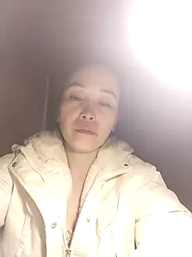 Snapshot of Feeling-hot chatting on 15, 11, 2025 Feeling-hot online show from 15, 11, 2025