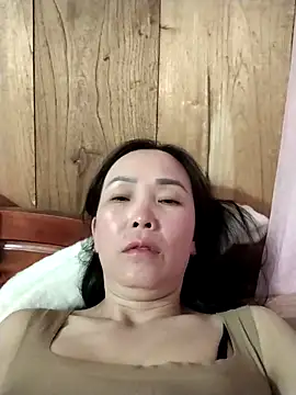 Snapshot of Feeling-hot chatting on 21, 11, 2025 Feeling-hot online show from 21, 11, 2025