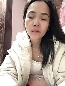 Snapshot of Feeling-hot chatting on 5, 1, 2026 Feeling-hot online show from 5, 1, 2026