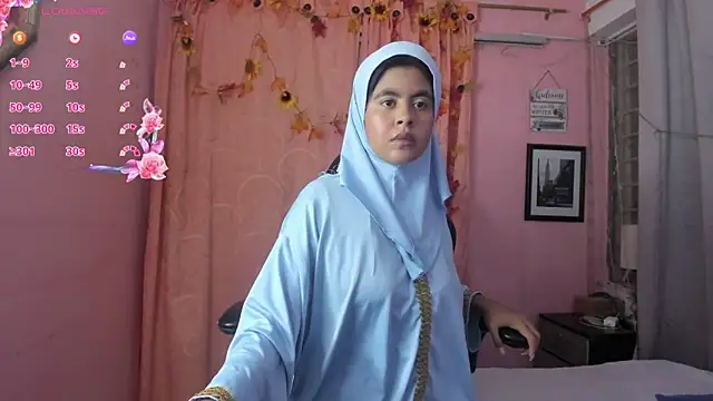 NaylaAbadi online show from 24, 2, 2026