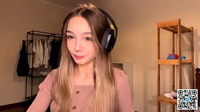 HoaPatton online show from 28, 11, 2025