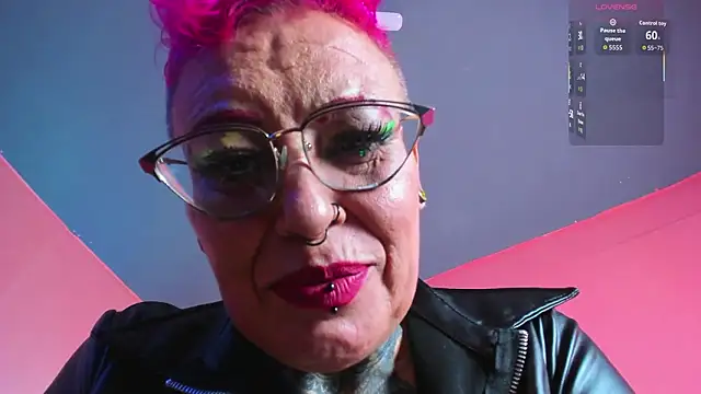 MATURE HARDCORE online show from 1, 2, 2026