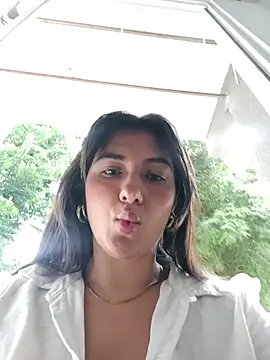 Snapshot of ViolettaWalton1 chatting on 21, 5, 2026 ViolettaWalton1 online show from 21, 5, 2026