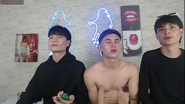 axel milo kairo and noa online show from 15, 11, 2025