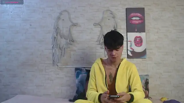 axel milo kairo and noa online show from 2, 2, 2026