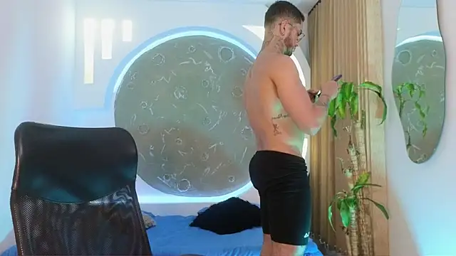 Snapshot of Alanrodgers chatting on 8, 3, 2026 Alanrodgers online show from 8, 3, 2026