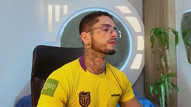 Snapshot of Alanrodgers chatting on 12, 3, 2026 Alanrodgers online show from 12, 3, 2026