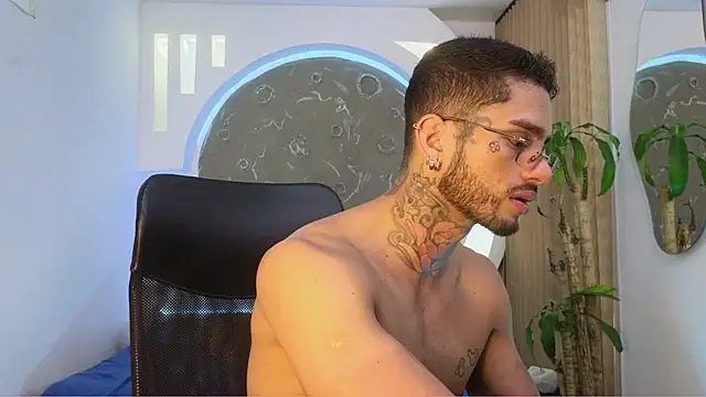 Snapshot of Alanrodgers chatting on 13, 3, 2026 Alanrodgers online show from 13, 3, 2026