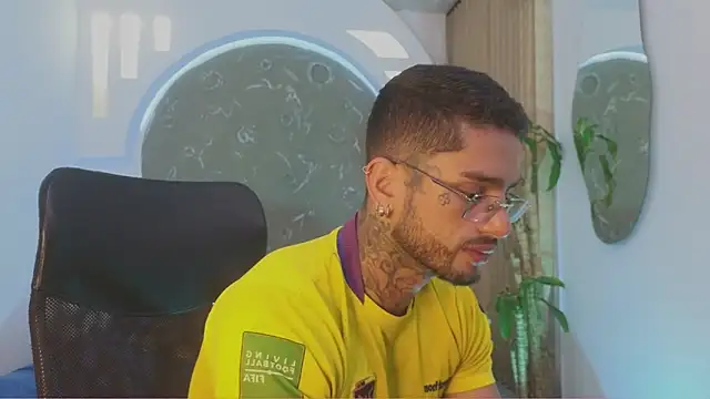 Snapshot of Alanrodgers chatting on 25, 3, 2026 Alanrodgers online show from 25, 3, 2026