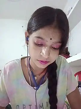 Mohnicute online show from 25, 5, 2026