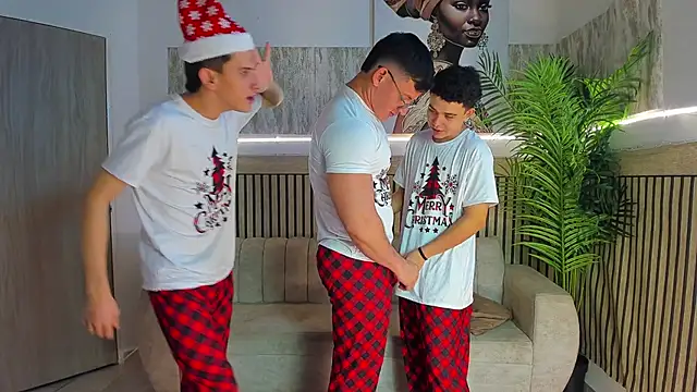 Justingsex1 online show from 28, 11, 2025