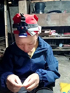 girl-hot2x online show from 23, 2, 2026