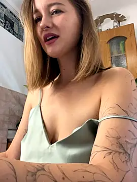 yourladyMary online show from 28, 11, 2025