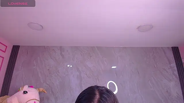 Snapshot of Violetta_jhonson_a chatting on 16, 11, 2025 Violetta jhonson a online show from 16, 11, 2025