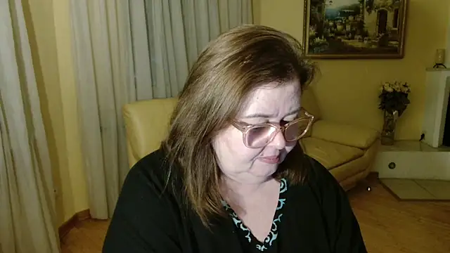 Natali-Gucci online show from 13, 12, 2025