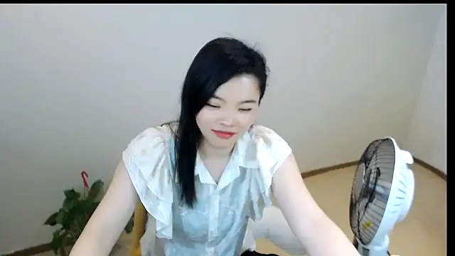 Snapshot of Shaurk chatting on 2, 3, 2026 Shaurk online show from 2, 3, 2026