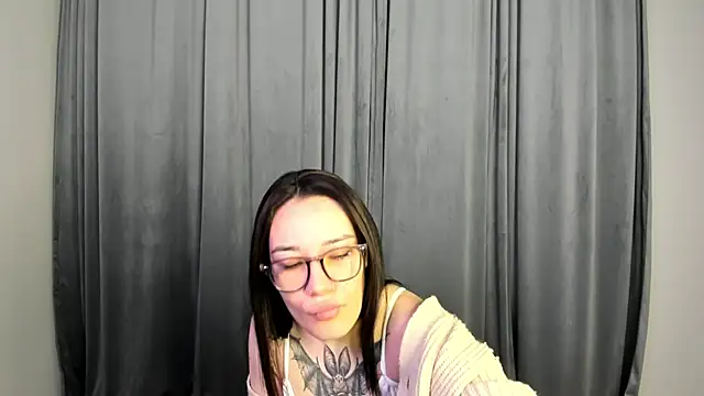 luckybunjenny online show from 20, 11, 2025