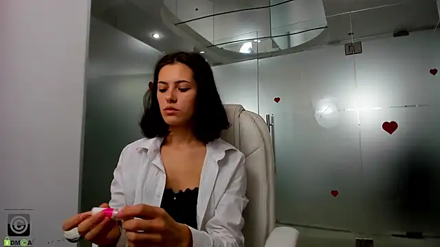 Snapshot of anna_firee chatting on 24, 11, 2025 anna firee online show from 24, 11, 2025