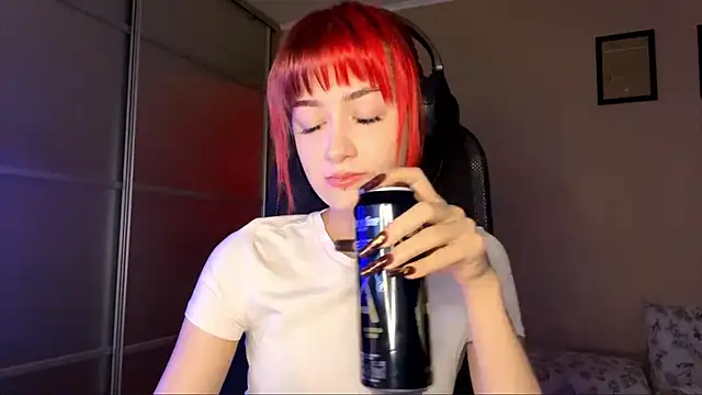 EmilySkyline online show from 5, 12, 2025