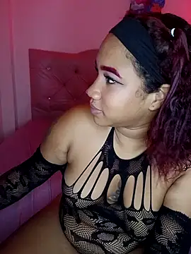 Snapshot of Antonella_Sweett_ chatting on 17, 11, 2025 Antonella Sweett online show from 17, 11, 2025