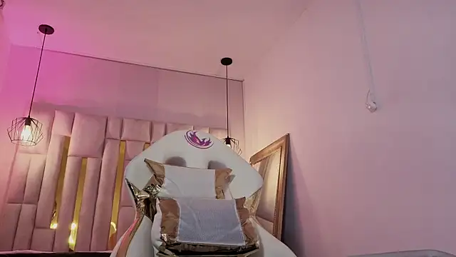 Brandy collinss online show from 16, 1, 2026