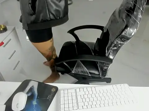 master leather online show from 2, 4, 2026