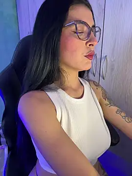 Cristal Cerati  online show from 27, 11, 2025