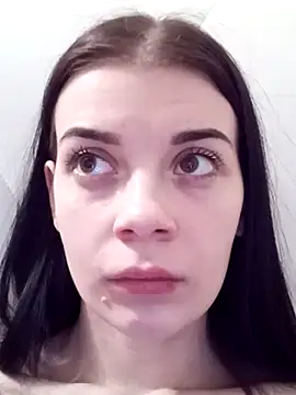 Snapshot of JhonSHelBy7LuNa chatting on 4, 2, 2026 JhonSHelBy7LuNa online show from 4, 2, 2026