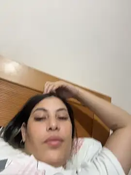 Anna Bitch Disgusting online show from 14, 2, 2026