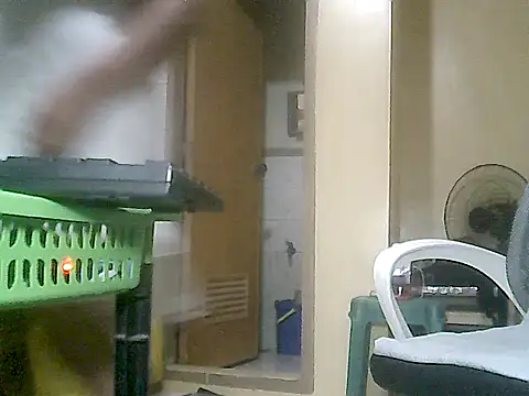 loriepinay46 online show from 28, 2, 2026