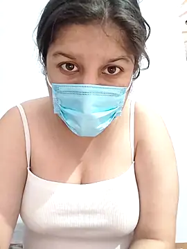 Cute hotzara online show from 8, 5, 2026