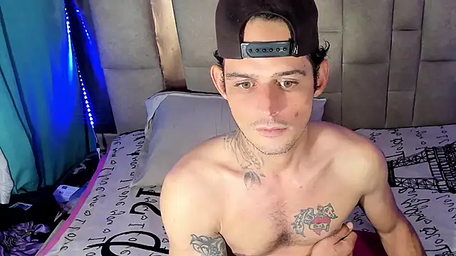 Snapshot of Sexybigjefffx chatting on 12, 11, 2025 Sexybigjefffx online show from 12, 11, 2025