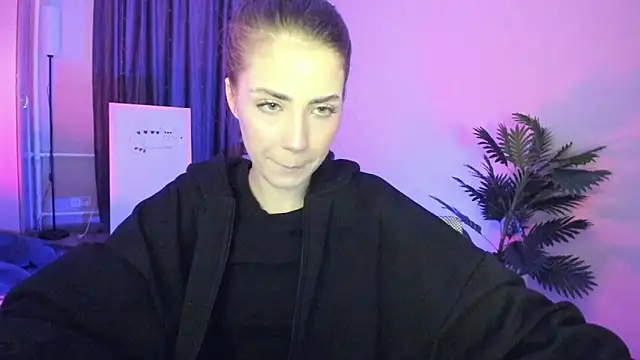 Aurora Glow21 online show from 3, 2, 2026