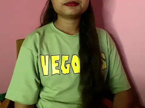 Snapshot of annnu_00 chatting on 15, 11, 2025 annnu 00 online show from 15, 11, 2025