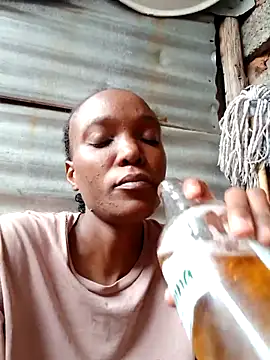 Beverlygurlx6 online show from 21, 2, 2026