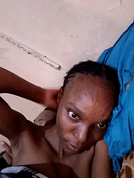 Beverlygurlx6 online show from 26, 2, 2026