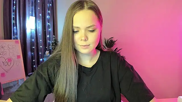 Kira love 81 online show from 18, 2, 2026