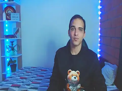 Maax30233 online show from 14, 11, 2025