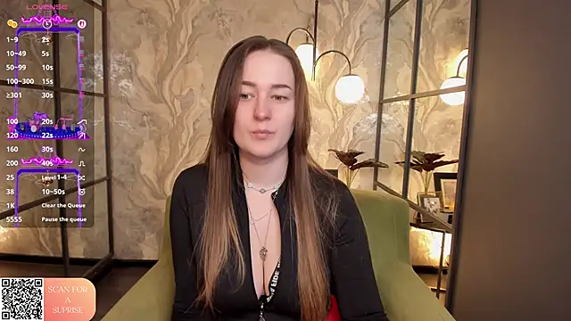 Snapshot of EmmaBloomm chatting on 17, 5, 2026 EmmaBloomm online show from 17, 5, 2026