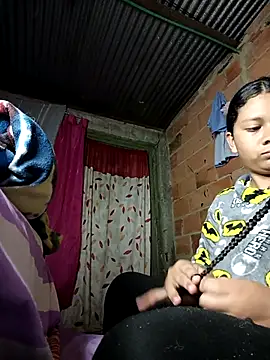 Snapshot of Sweet_Milk03 chatting on 22, 11, 2025 Sweet Milk03 online show from 22, 11, 2025