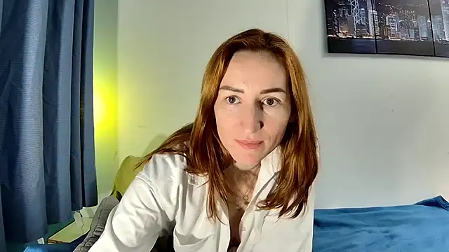 Snapshot of Leila_cam18 chatting on 18, 12, 2025 Leila cam18 online show from 18, 12, 2025